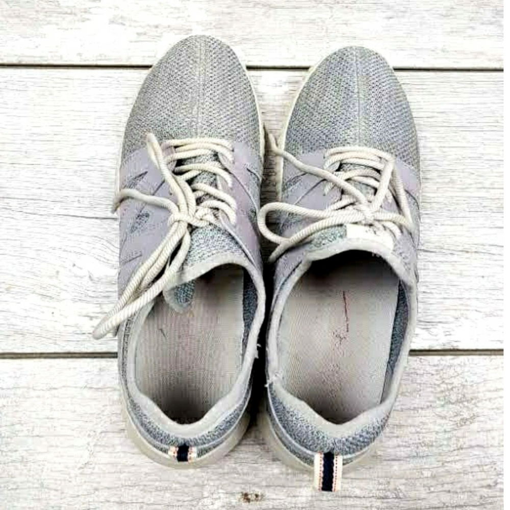 Ellen Degeneres Havala Grey Fabric Leathr Sneaker - Picture 5 of 8